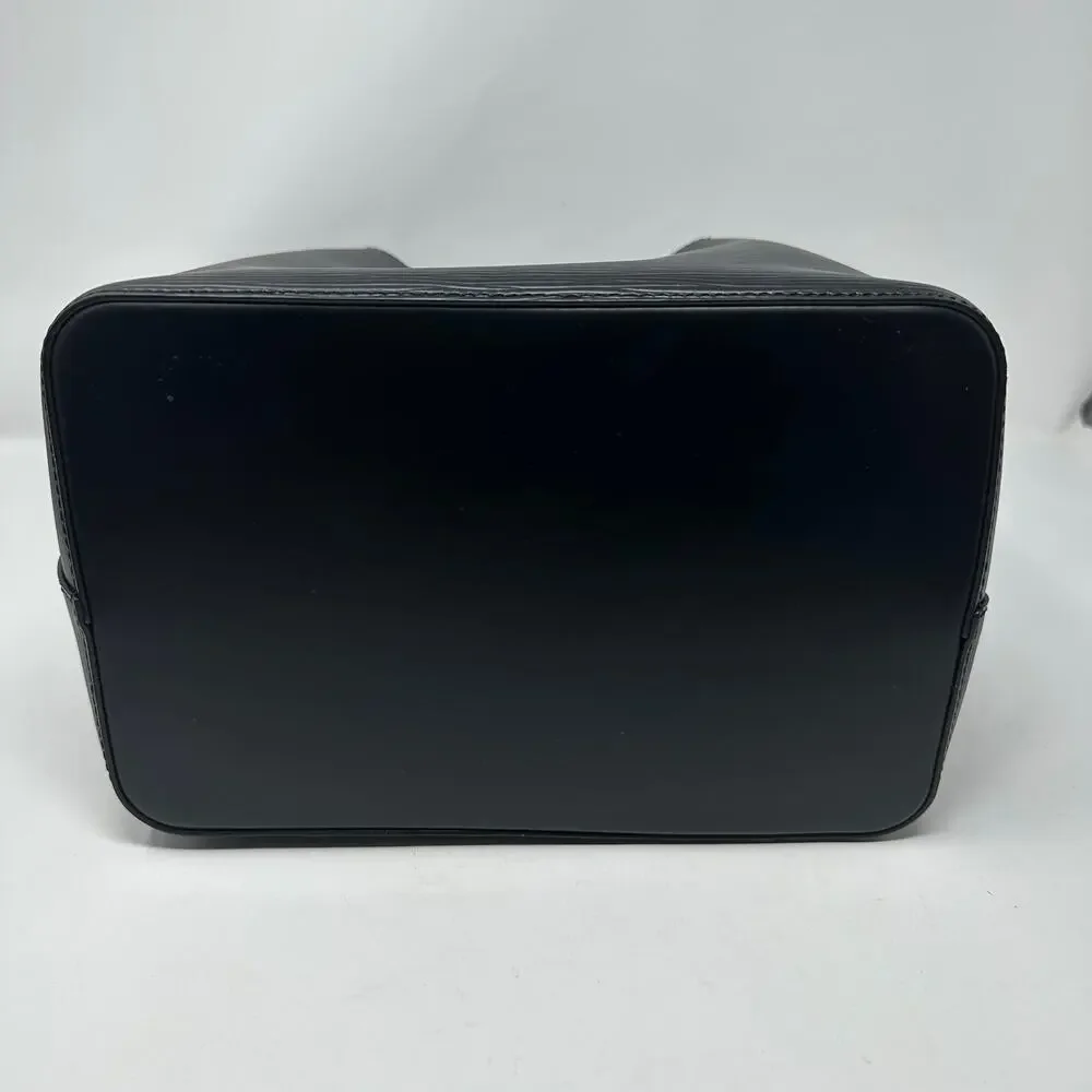 Louis Vuitton Paris NeoNoe Bag in Epi Leather Black + Ultimate Monogram BB Scarf